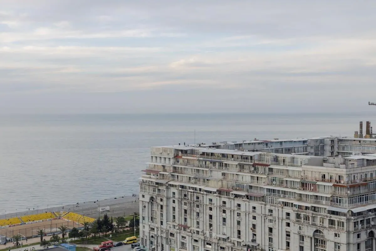 Super Stylish Apt In Batumi